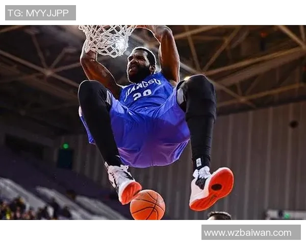 砍33分3板5助！张佳玮：爱德华兹是质与量都足够的纯粹爆分机器