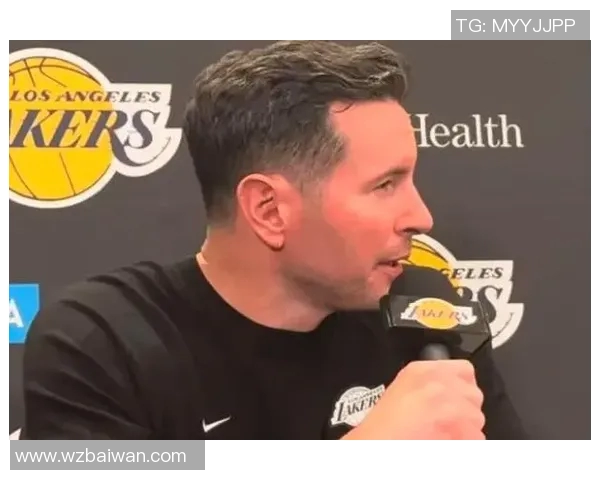 雷迪克:球队关键时段执行力存在不足,未能利用老詹的身体优势